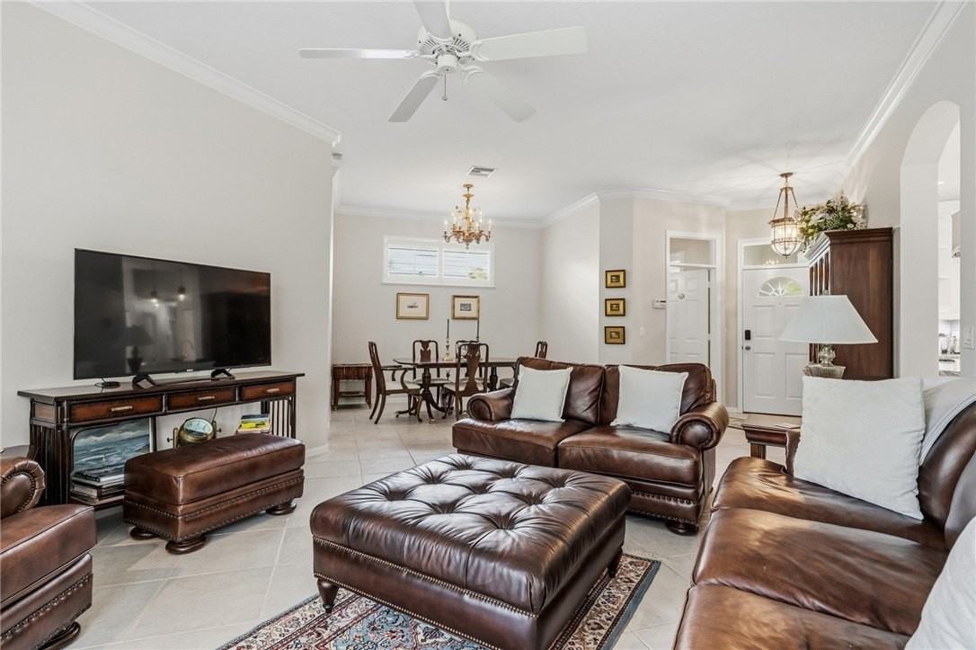 8738 Lakeside Blvd - Photo 5 of 36