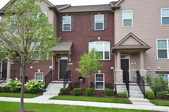 2888 Glenbar Cir - Photo 2 of 38
