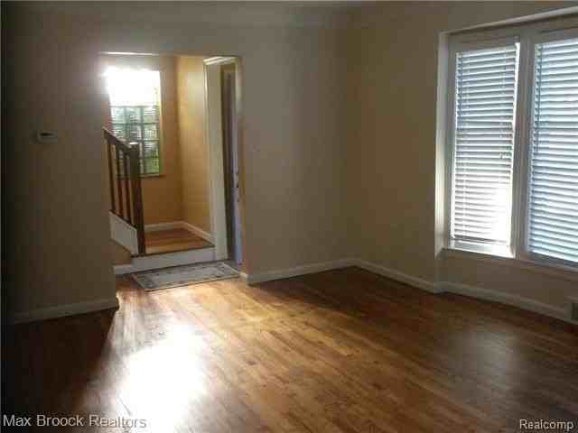 1711 Villa Rd - Photo 4 of 22