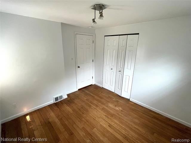 1704 Graefield Rd - Photo 7 of 13