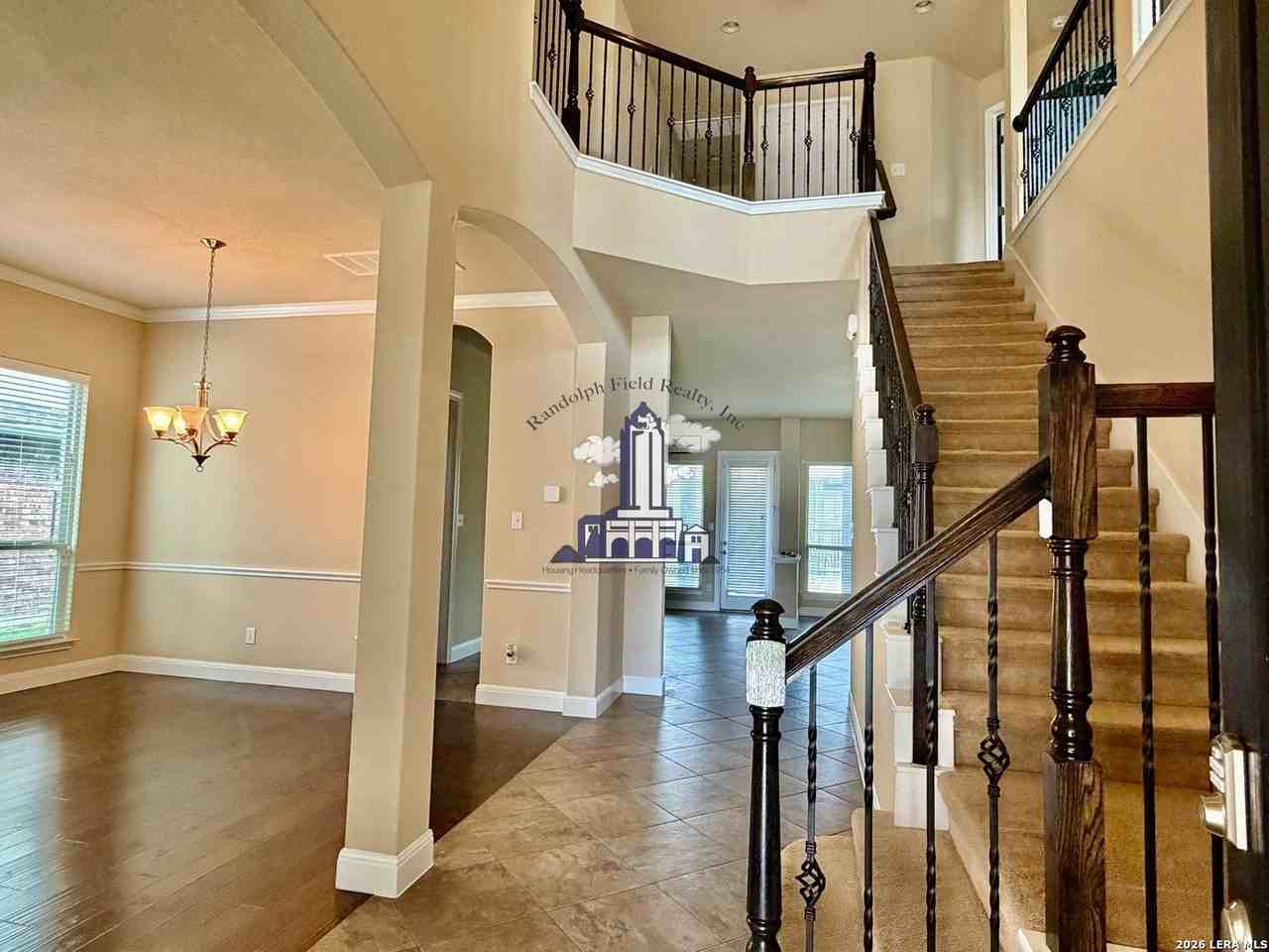 621 Cavan - Photo 3 of 37