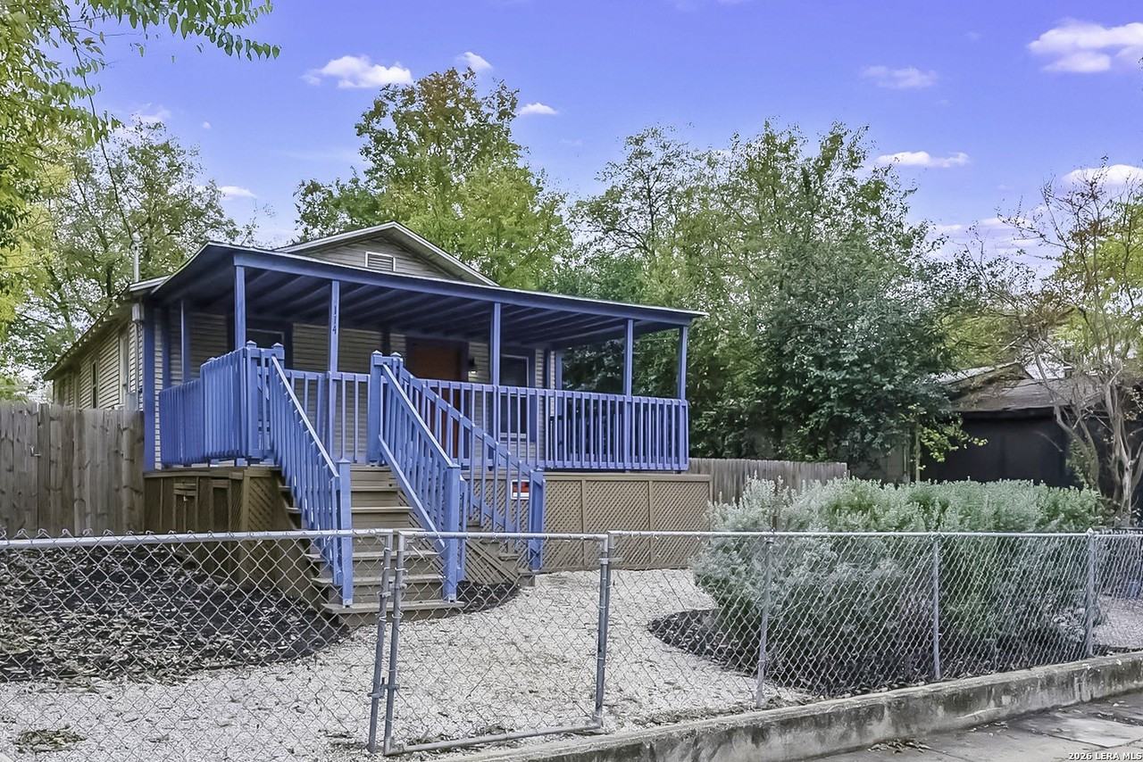 114 Teresa - Photo 2 of 17