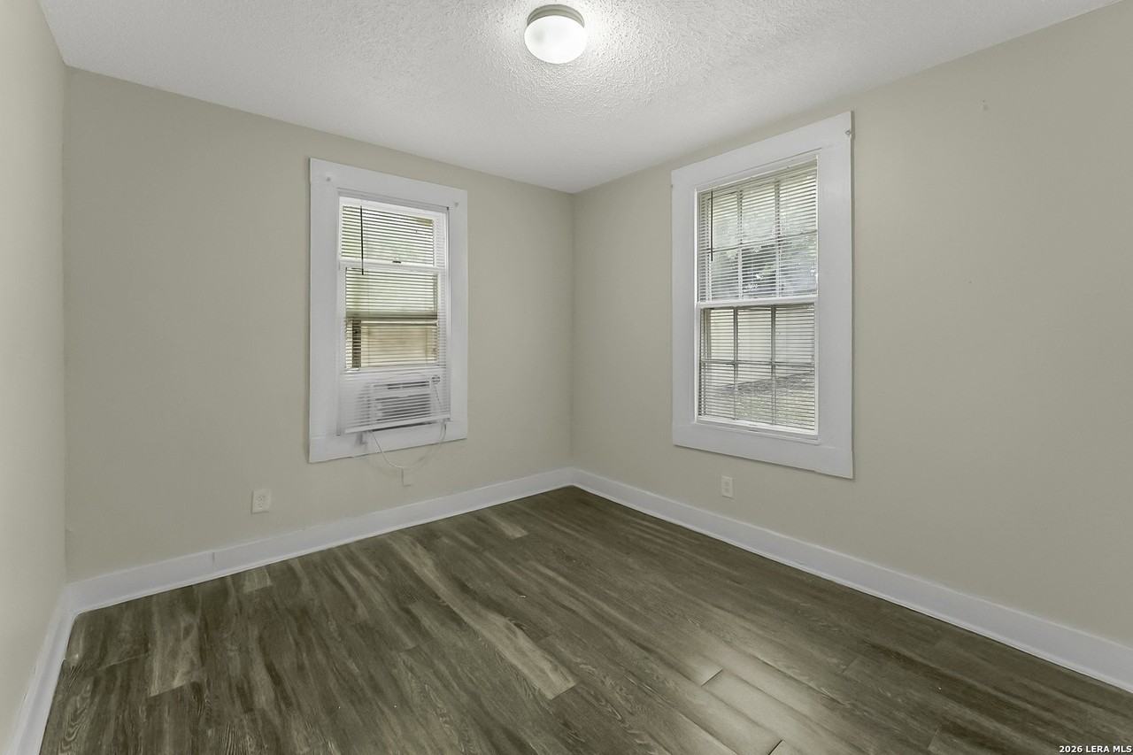 114 Teresa - Photo 7 of 17