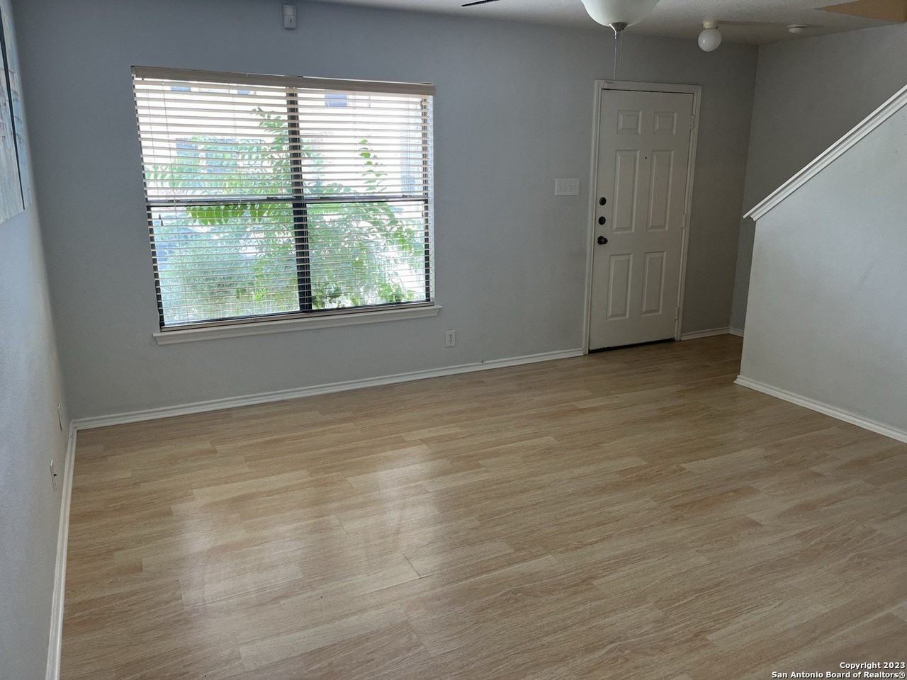 15 Mclennan Oak - Photo 3 of 26