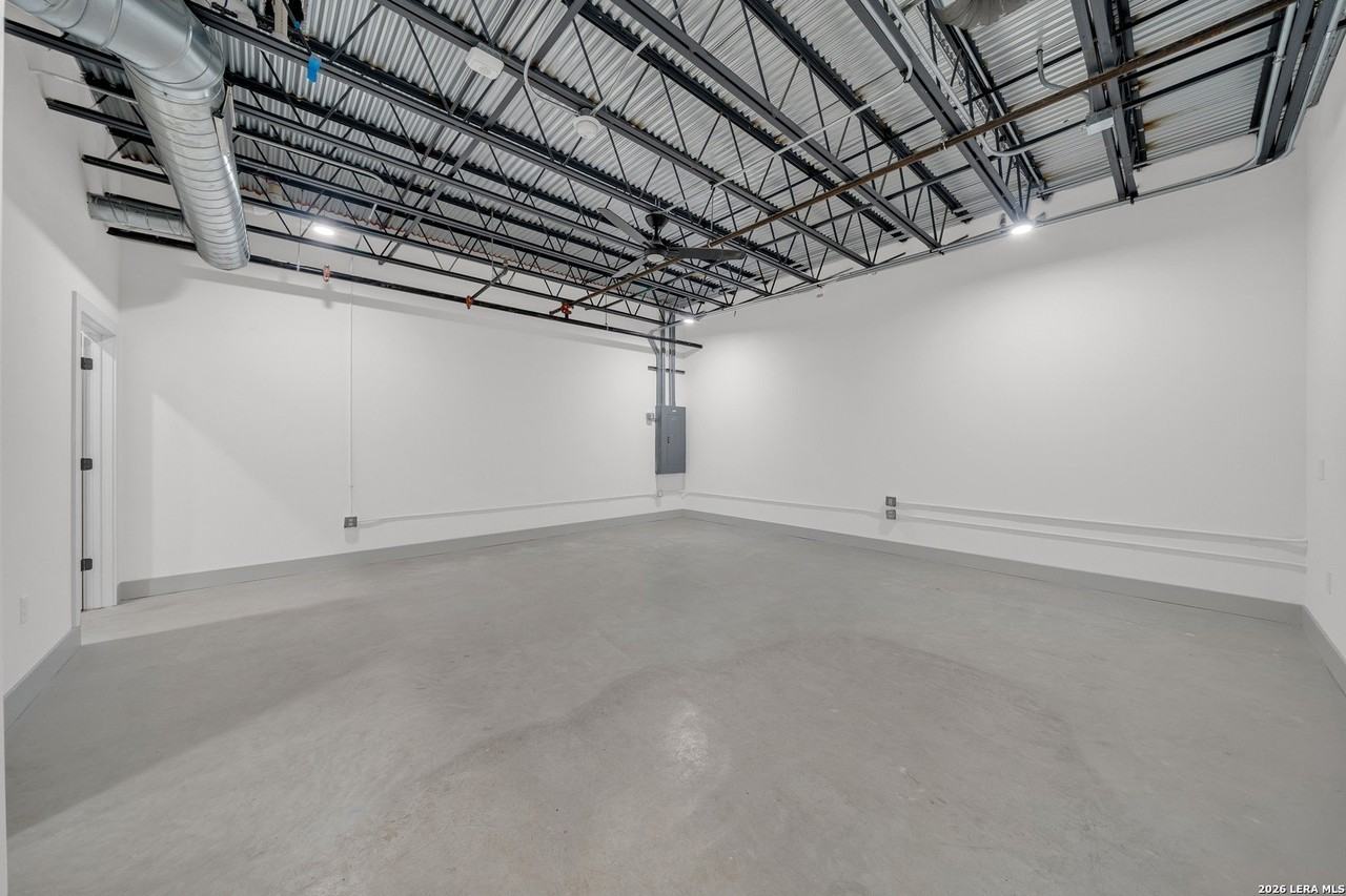 215 Coca Cola Pl #210 - Photo 3 of 9