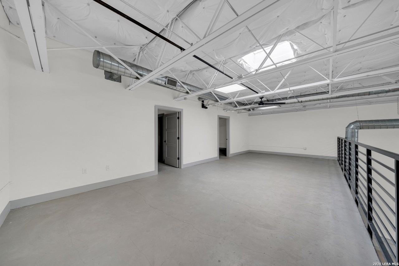 215 Coca Cola Pl #210 - Photo 4 of 9