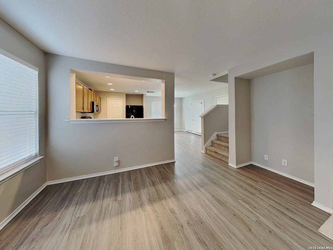 3839 Cherokee Blvd - Photo 3 of 17