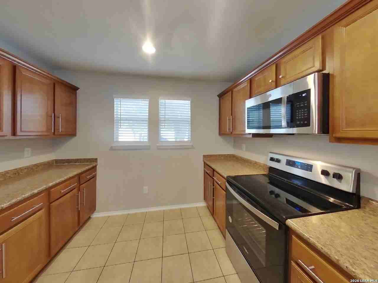 11059 Barclay Pt - Photo 6 of 18