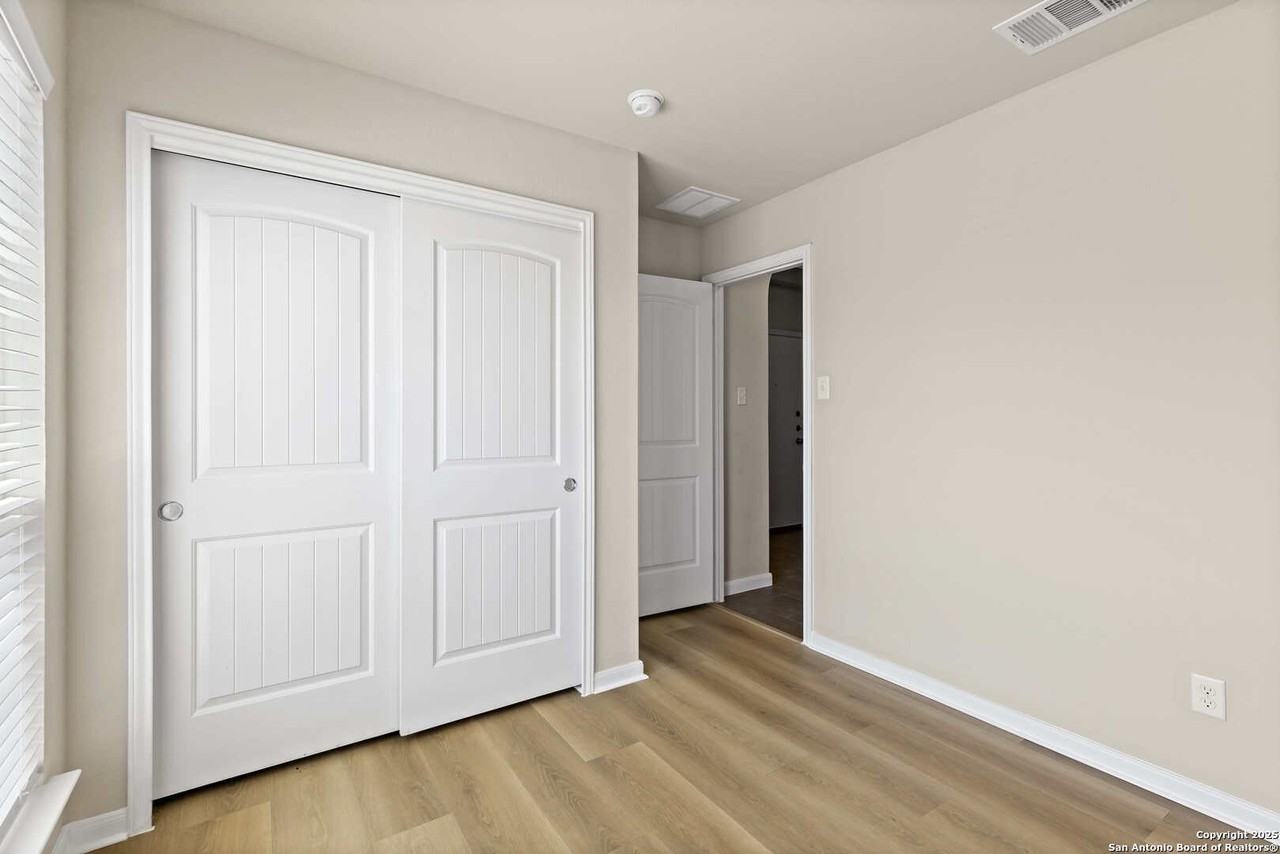 117 Linden Ln - Photo 5 of 30