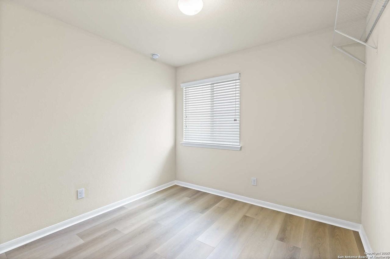 117 Linden Ln - Photo 6 of 30