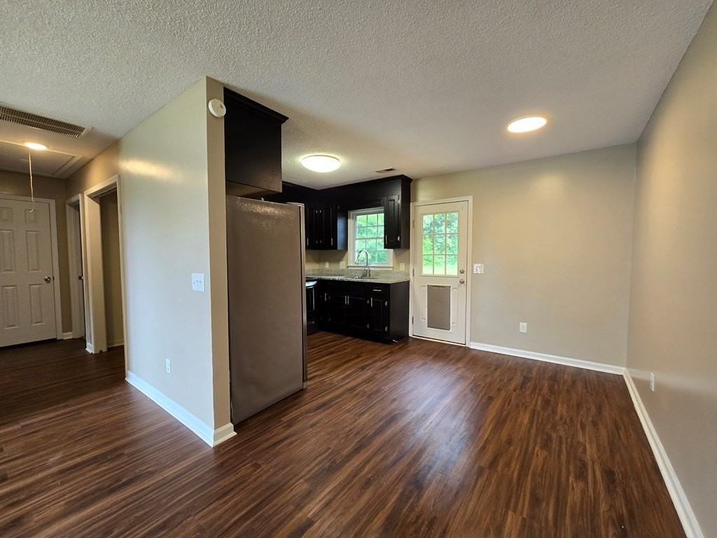 110 Frost Wood Ct - Photo 4 of 15