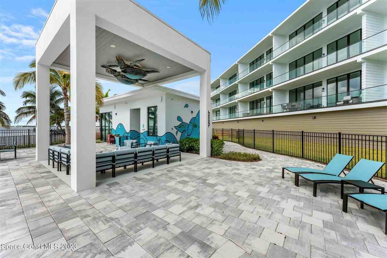 225 Strand Dr #205 - Photo 5 of 50