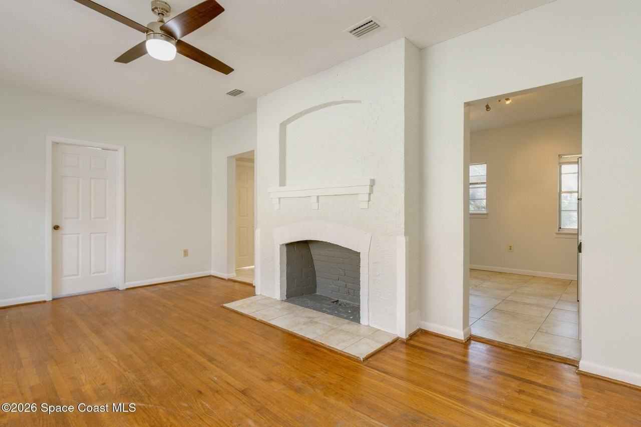 1501 S Shannon Ave #8 - Photo 4 of 30