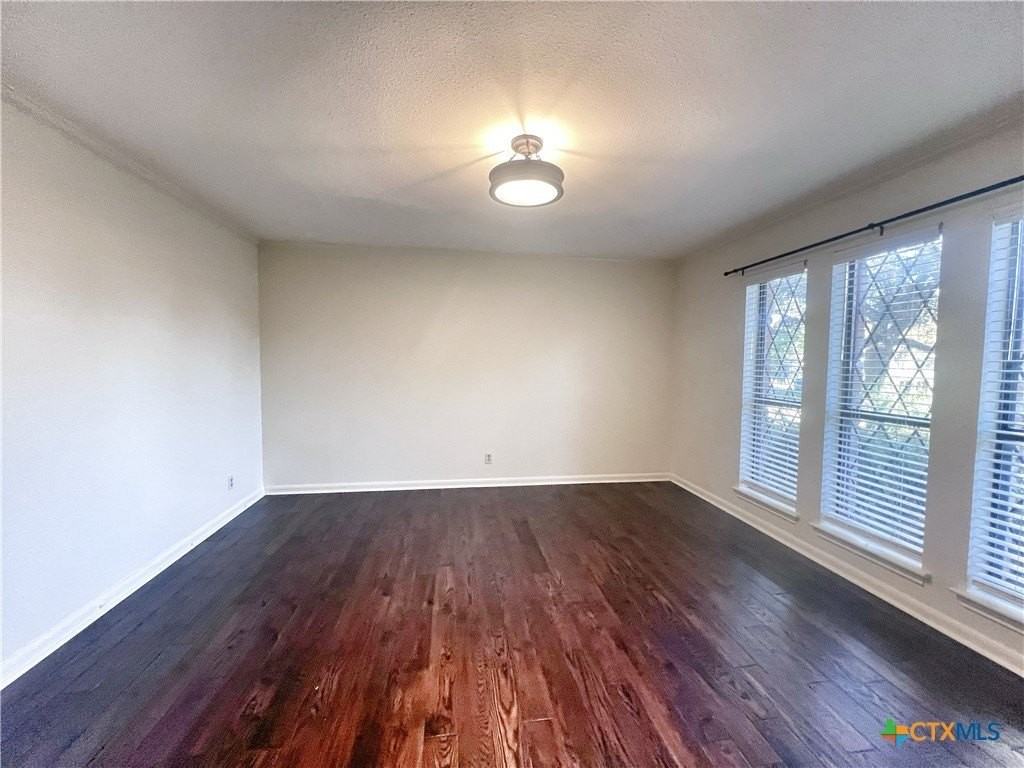 1438 Plumeria St - Photo 3 of 30
