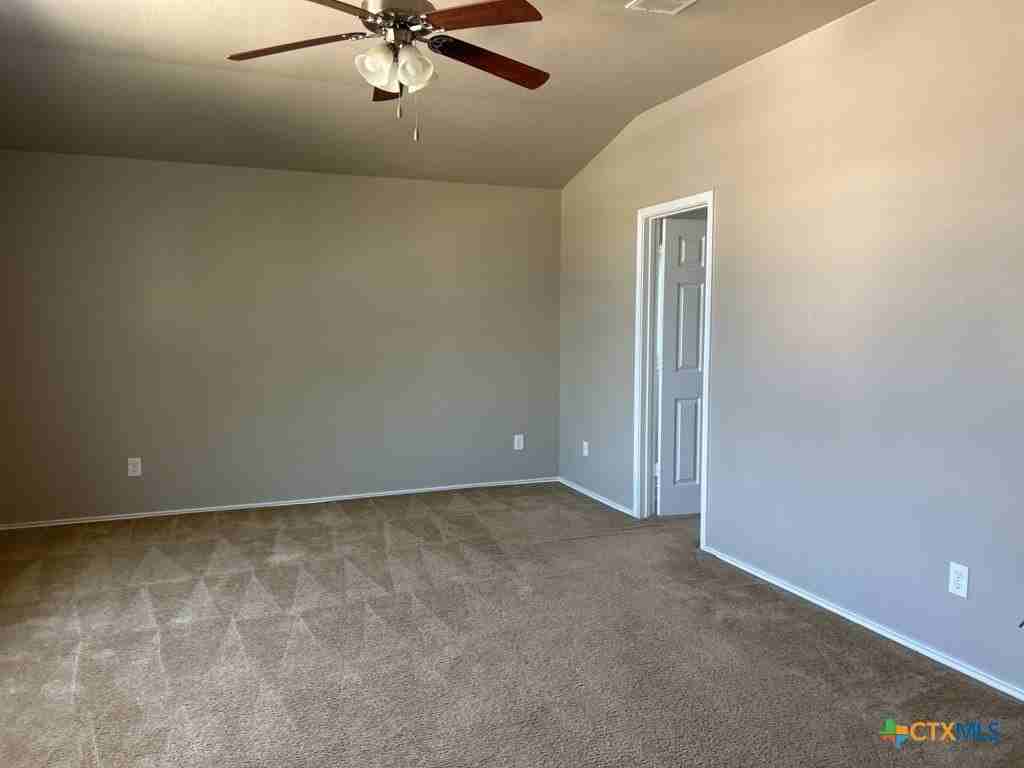 3406 Cricklewood Dr - Photo 4 of 25