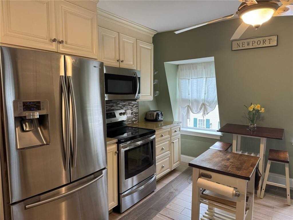4 Hammond St #5 - Photo 2 of 26
