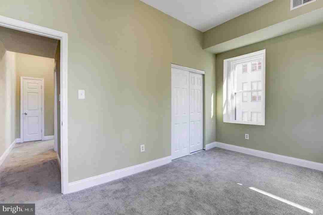1416 Belmont St Nw #2 - Photo 7 of 14