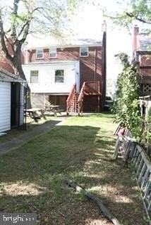 1663 Webster St Ne - Photo 4 of 5