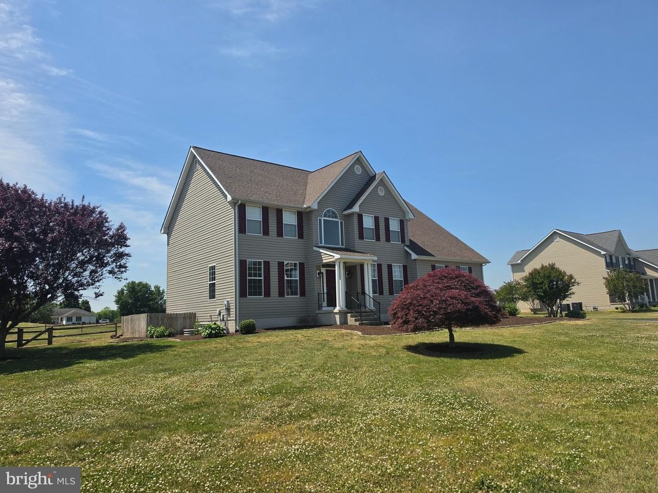109 Masters Ln - Photo 3 of 50