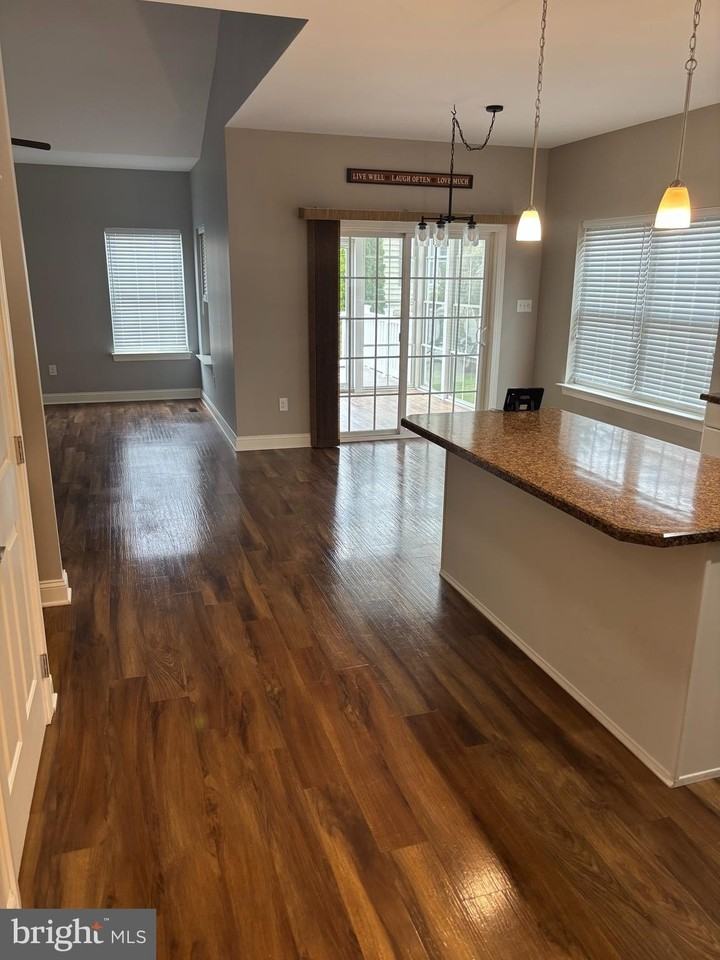 151 Volpe Way - Photo 4 of 14
