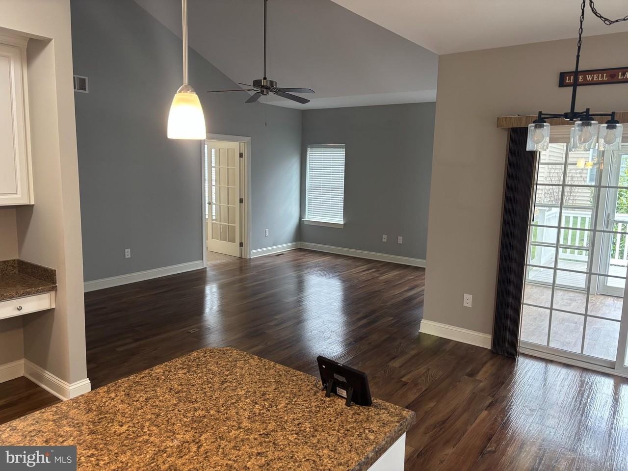 151 Volpe Way - Photo 6 of 14