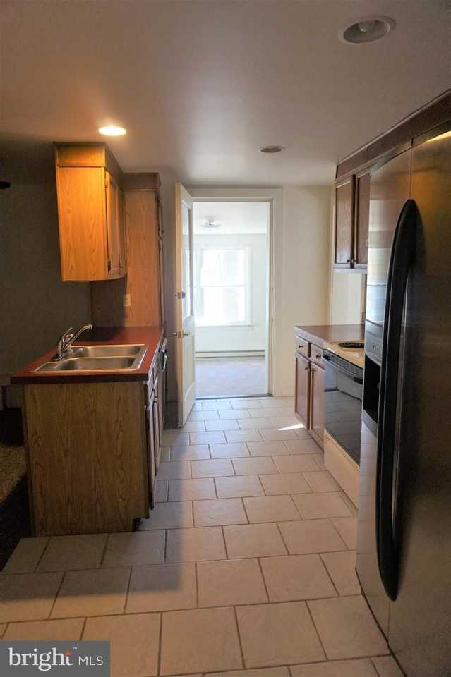 9162 Middleford Rd - Photo 5 of 20
