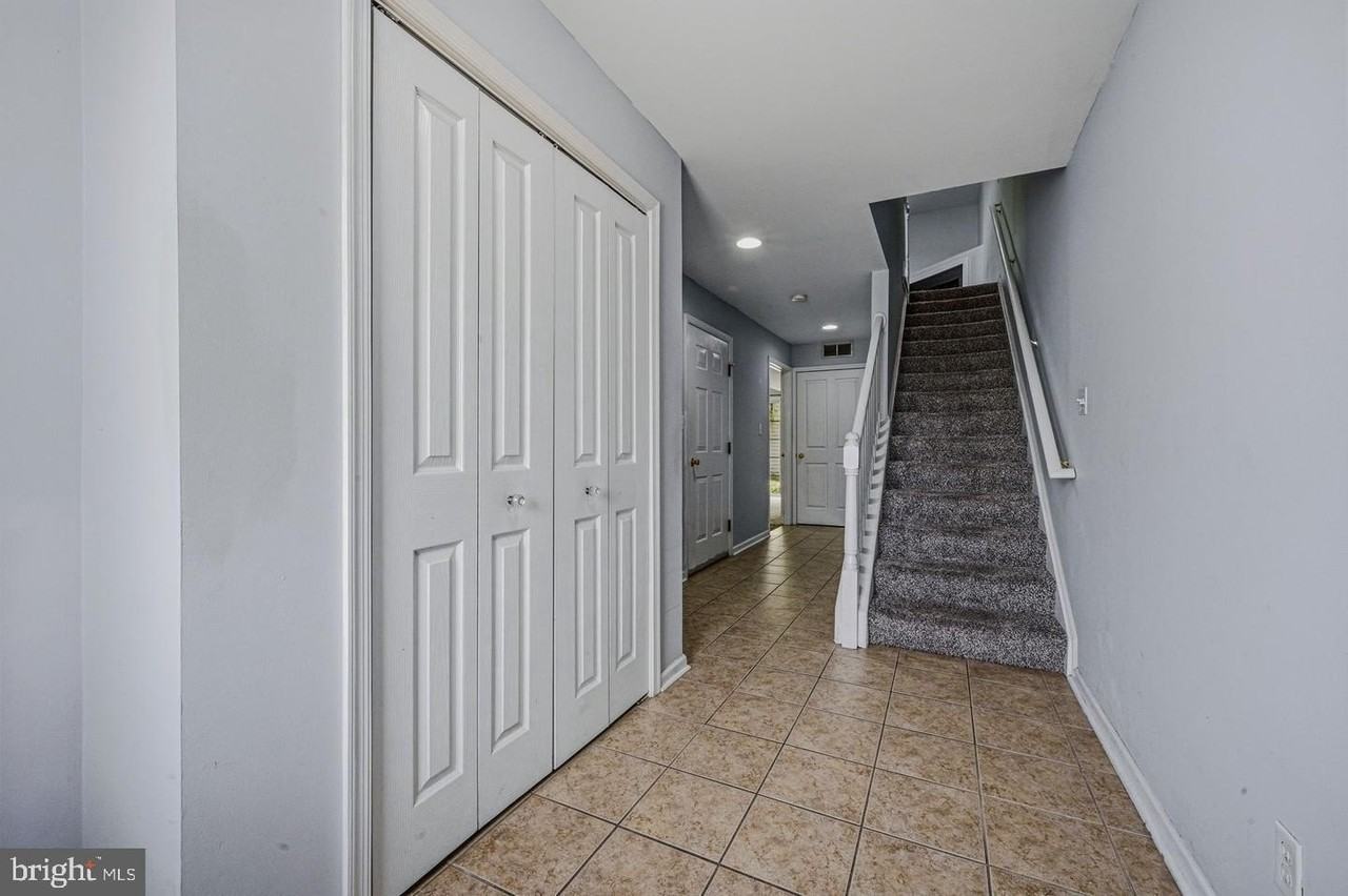 37264 Sea Coast Ct #13 - Photo 2 of 11