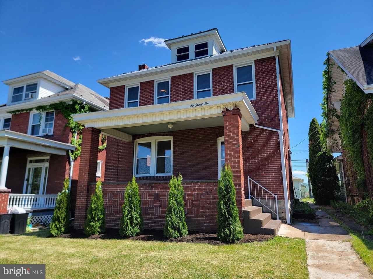 632 Hill Top Dr - Photo 3 of 30