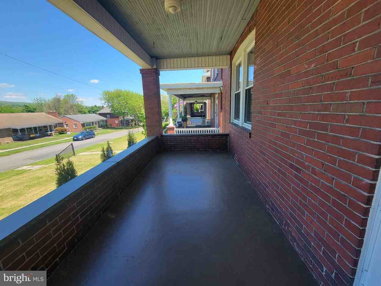 632 Hill Top Dr - Photo 7 of 30