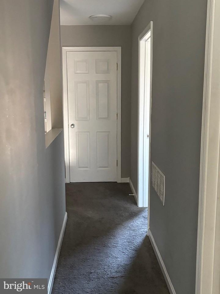 1612 W Lexington St - Photo 6 of 25