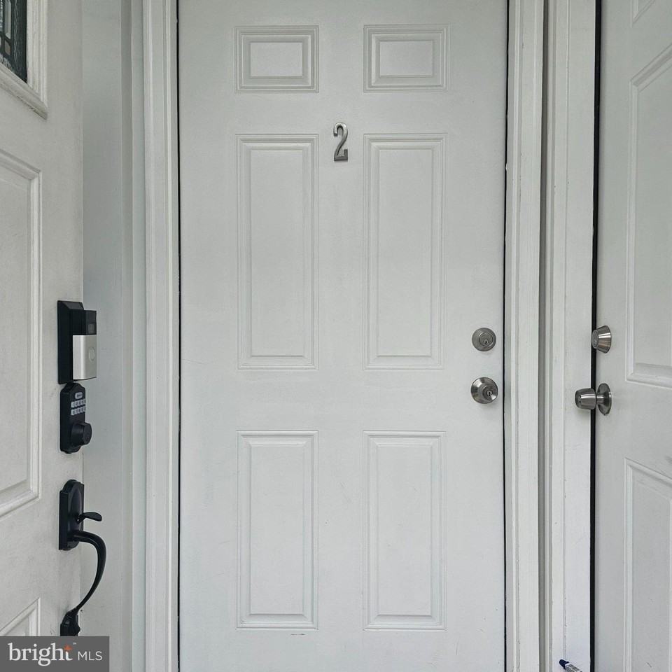 1912 W Baltimore St #2 - Photo 2 of 16