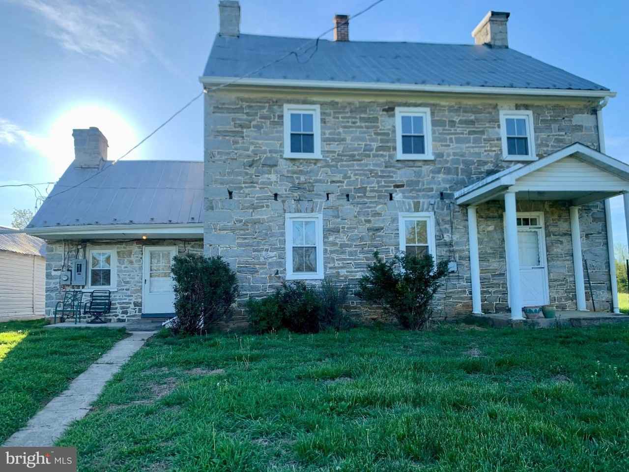 7234 Tommytown Rd - Photo 2 of 37