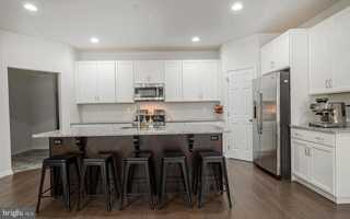 featured image of 413 N Orchard St