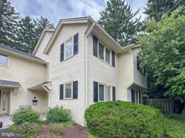 featured image of 116 Montrose Ave #D