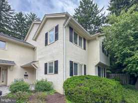 116 Montrose Ave #D - Photo 1 of 1