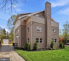 featured image of 425 Grove Pl