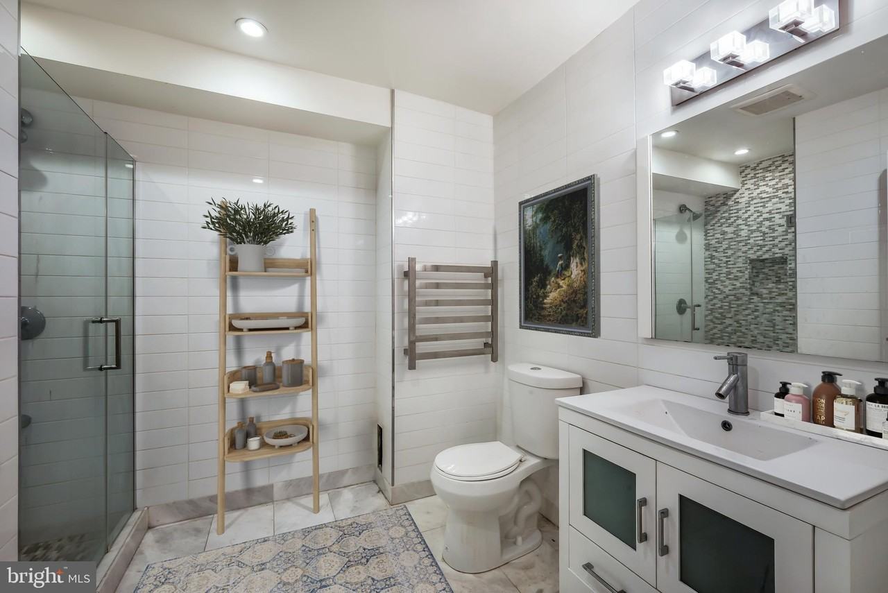 1534 Pine St #1F - Photo 6 of 21
