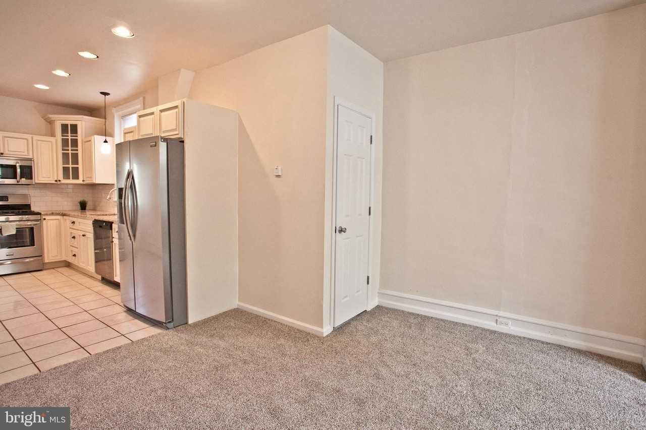 4205 Terrace St - Photo 5 of 30