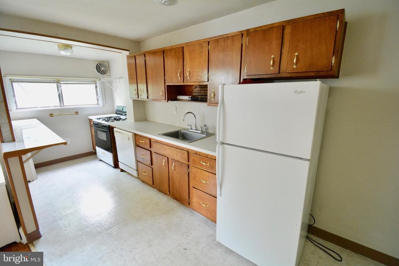 372 W Milne St - Photo 7 of 18