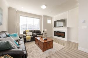 featured image of 8747 162 St
