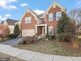 featured image of 43527 Loudoun Barn Way
