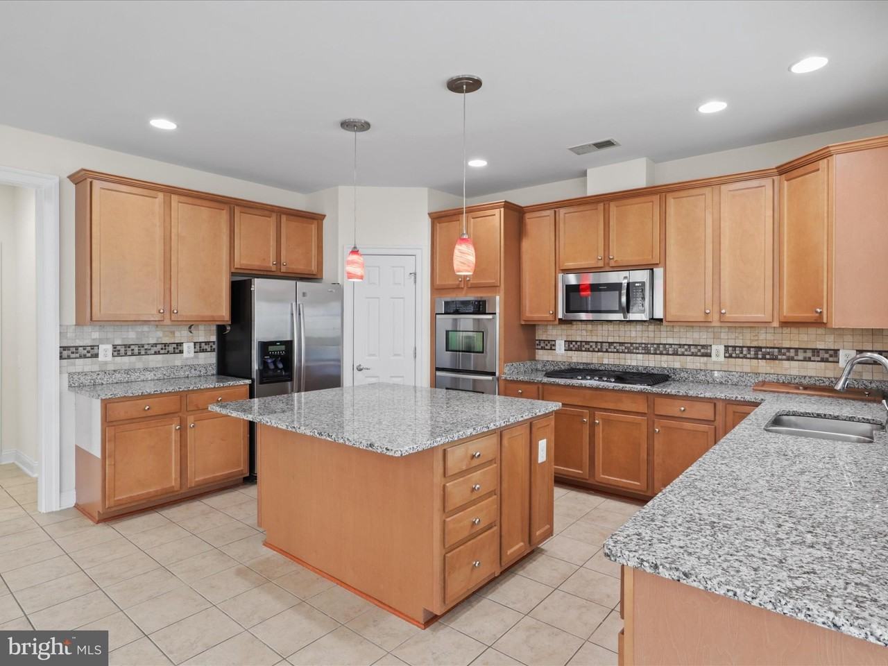 43527 Loudoun Barn Way - Photo 6 of 28