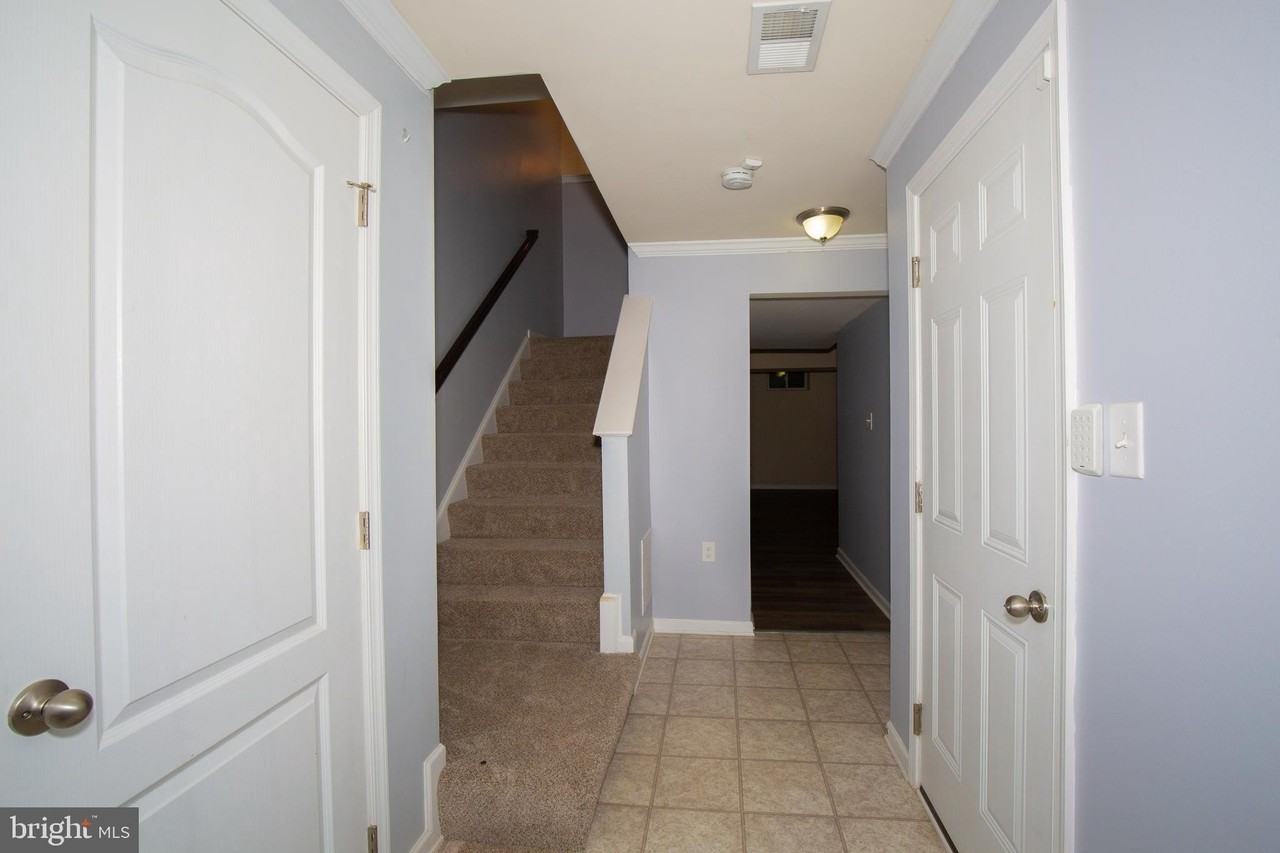91 Kensington Ter - Photo 5 of 43