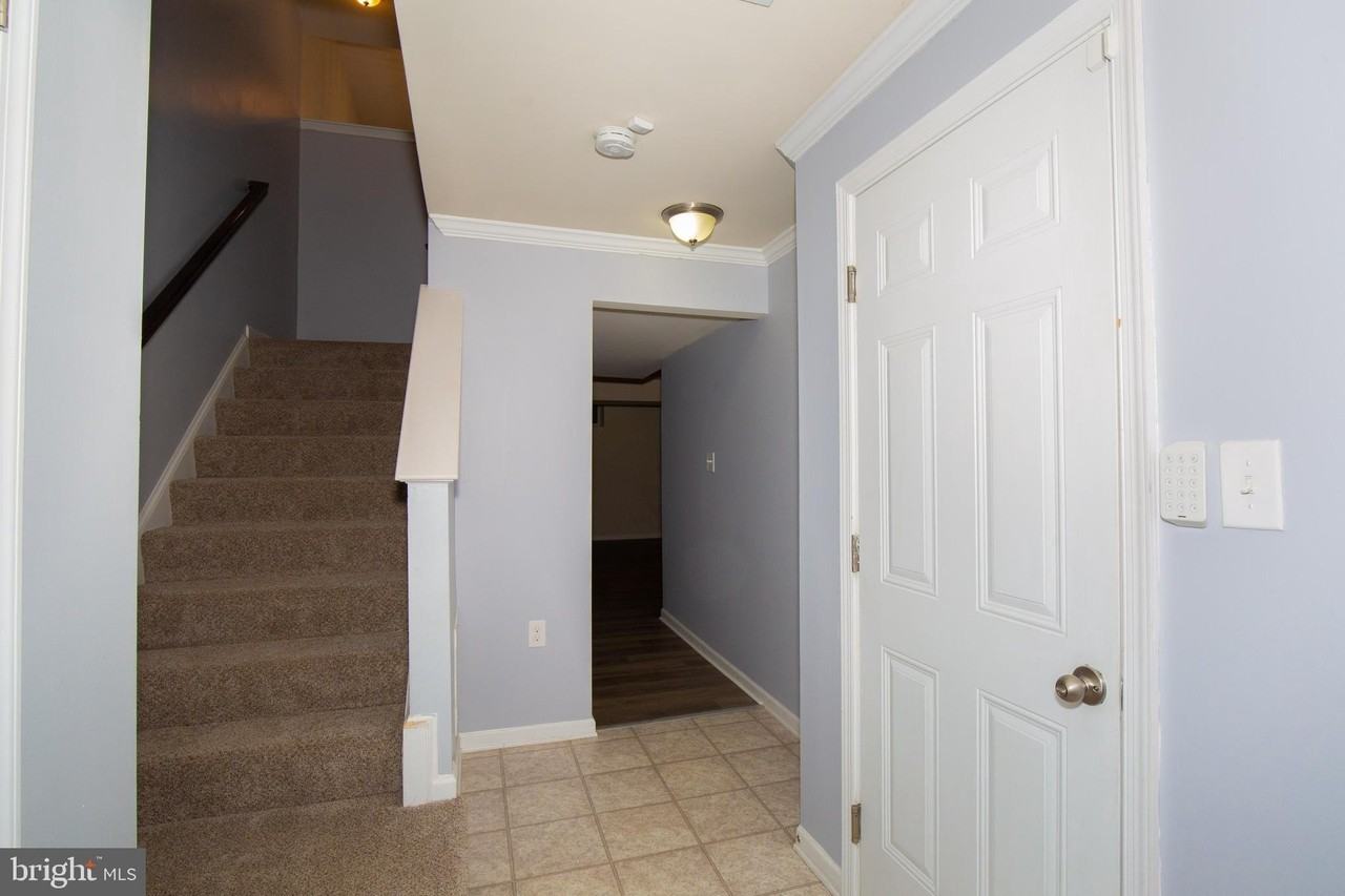91 Kensington Ter - Photo 6 of 43