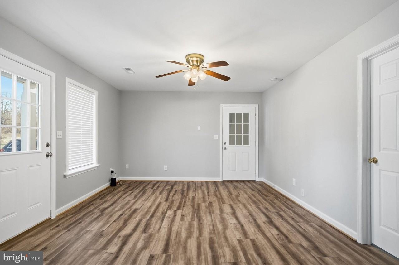 2691 Goldmiller Rd - Photo 7 of 17