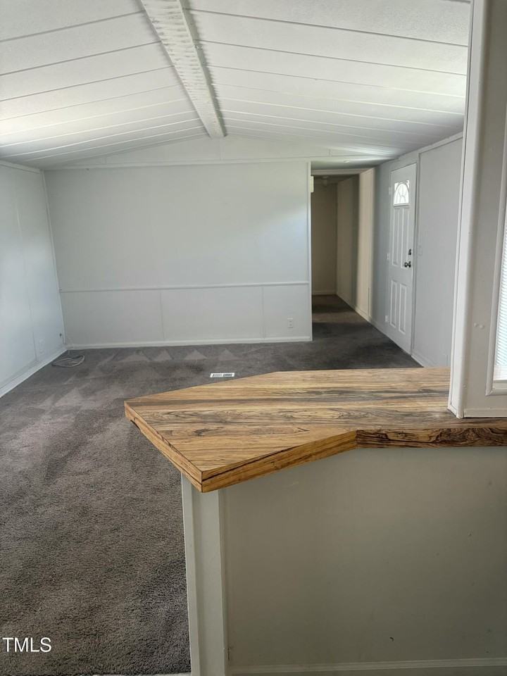 388 Mc Wilder Rd - Photo 4 of 13