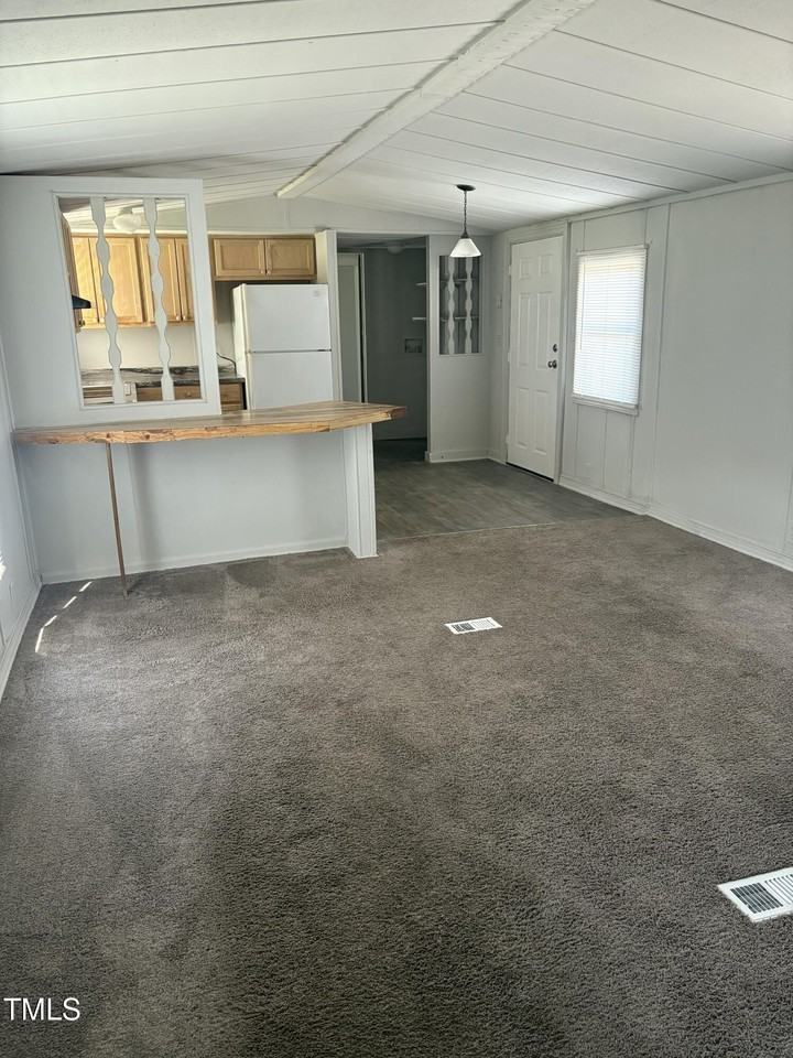 388 Mc Wilder Rd - Photo 5 of 13