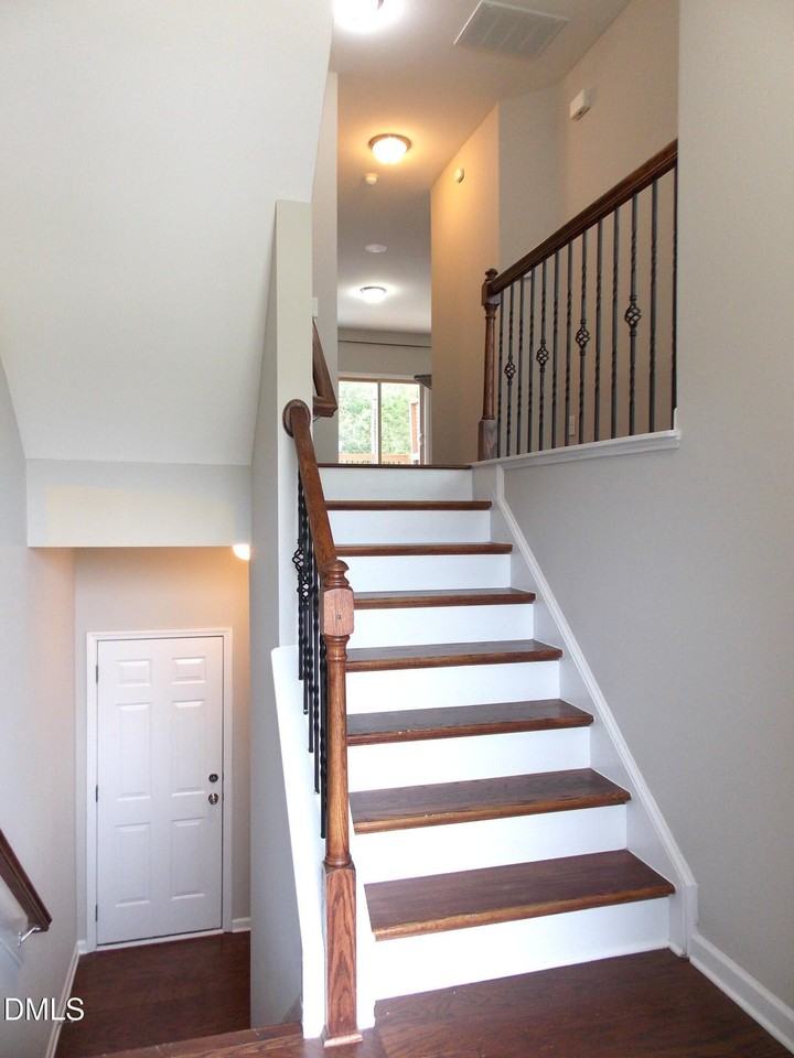 603 Old Mill Village Dr - Photo 2 of 32