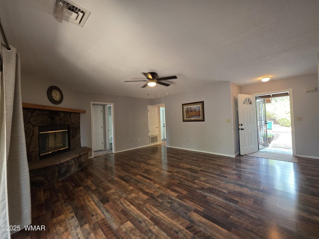 5240 S 28th Pl - Photo 7 of 31