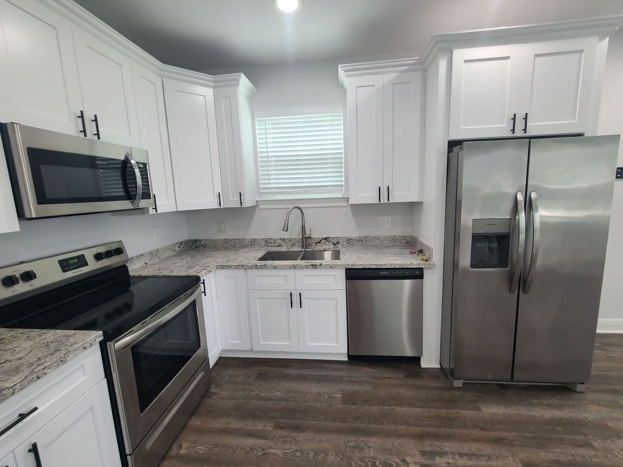 3015 Wall Boulevard - Photo 6 of 19
